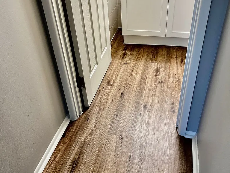 918 Heritage Ct #102 — Photo 16