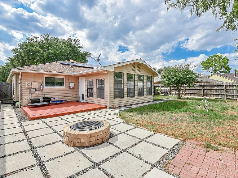 2722 Amaranth Dr — Photo 37