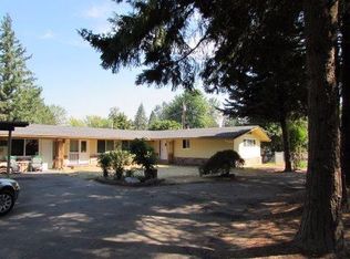 1980 McCarter Ln, Grants Pass, OR 97527