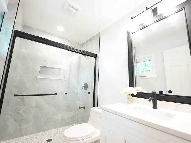 647 Bismark Ave — Photo 16