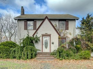 26 Wootton Rd, Essex Fells, NJ 07021