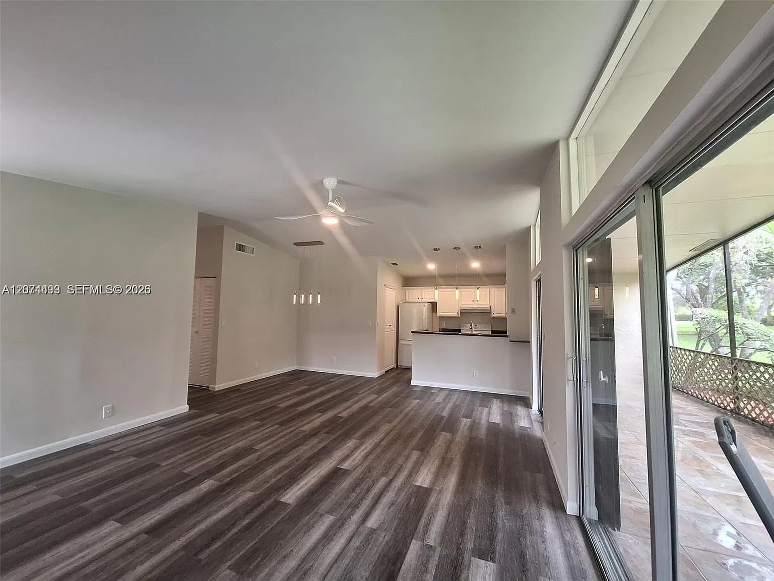 3 bed, 2.0 bath, $3,150 — Photo 3