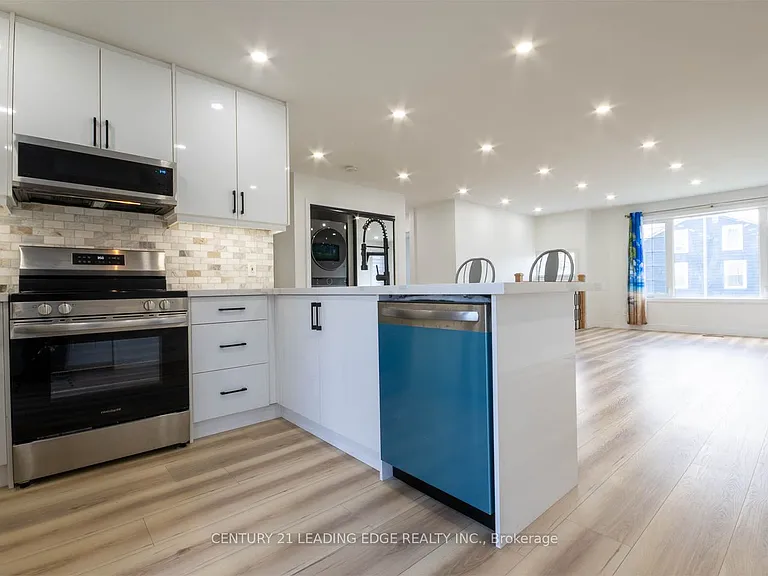 61 Wilkins St #A — Photo 11