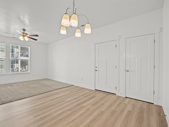 2nd image of 1812 W Terra Vista Ln Unit 202