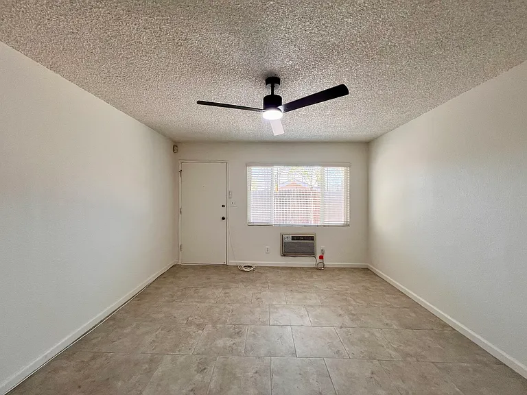 4373 College Ave #4373 — Photo 6
