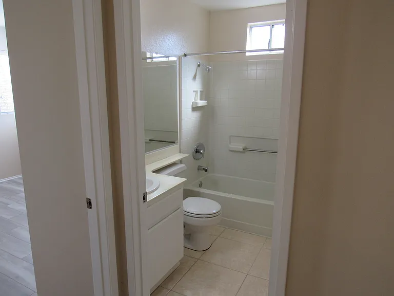 5168 Baywood Cir — Photo 24
