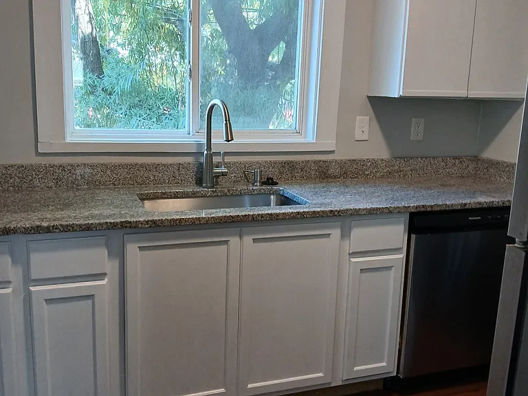800 Bales Ct — Photo 12
