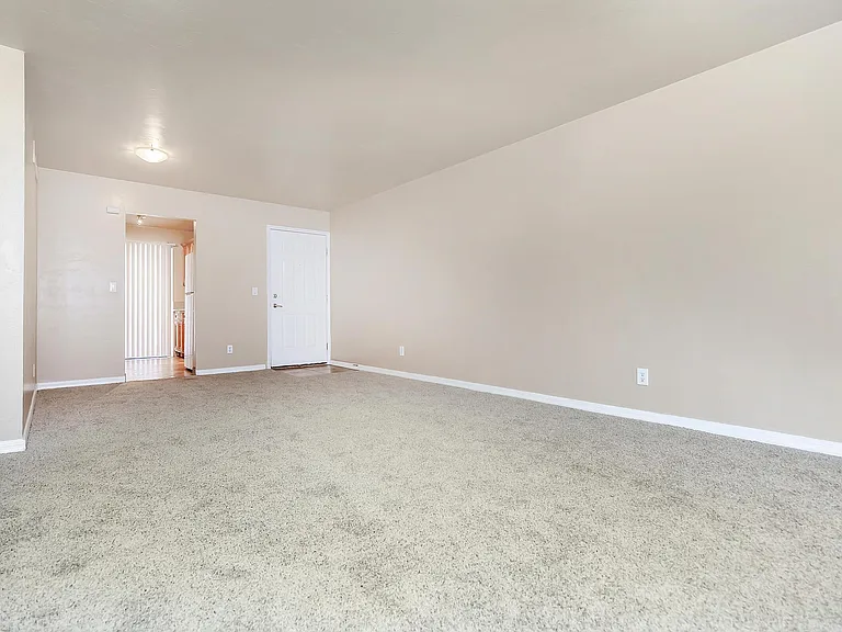 3 bed 2 bath interior