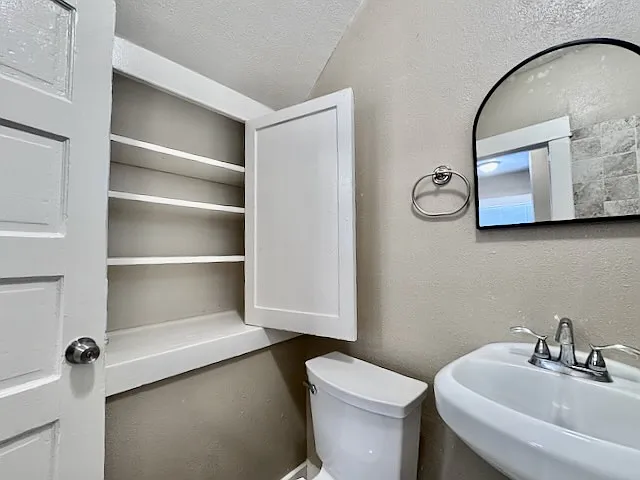 204 Falcon Ave — Photo 13