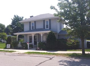 205 W Pearl St, Syracuse, IN 46567