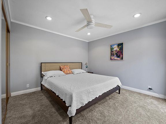 5th image of 24232 Tahoe Ct