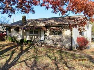 10000 E 68th St, Raytown, MO 64133