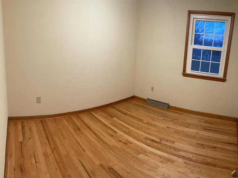 984 Stony Bridge Dr — Photo 7