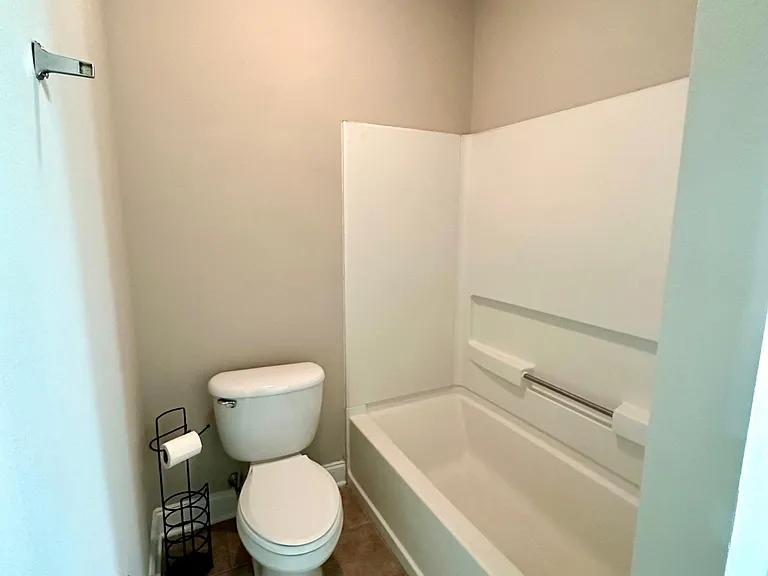 900 Dean Lee Dr #206 — Photo 10