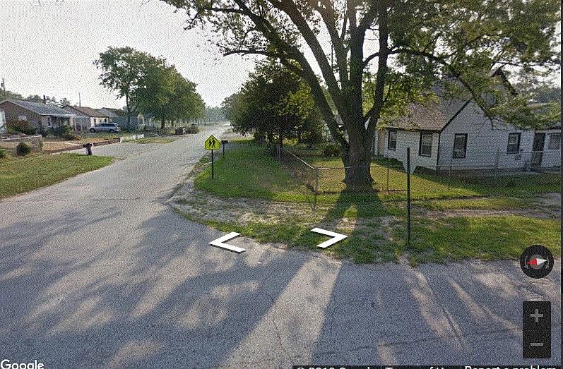 1st image of 2701 E 36th Ave