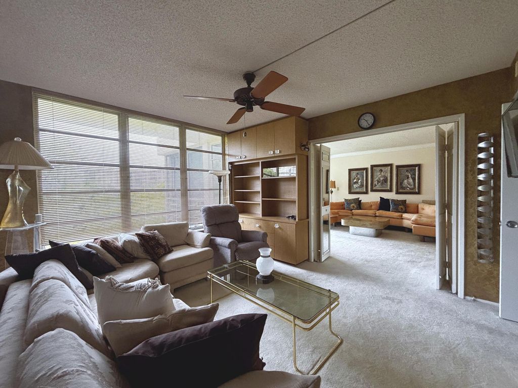 3930 OAKS CLUBHOUSE Drive #506, photo 5
