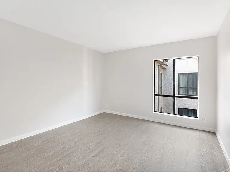 1750 Camino Palmero St #538 — Photo 38
