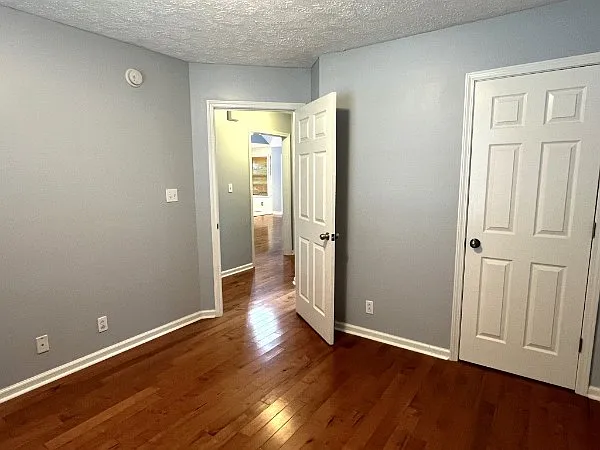 1457 Cedar Springs Cir — Photo 10