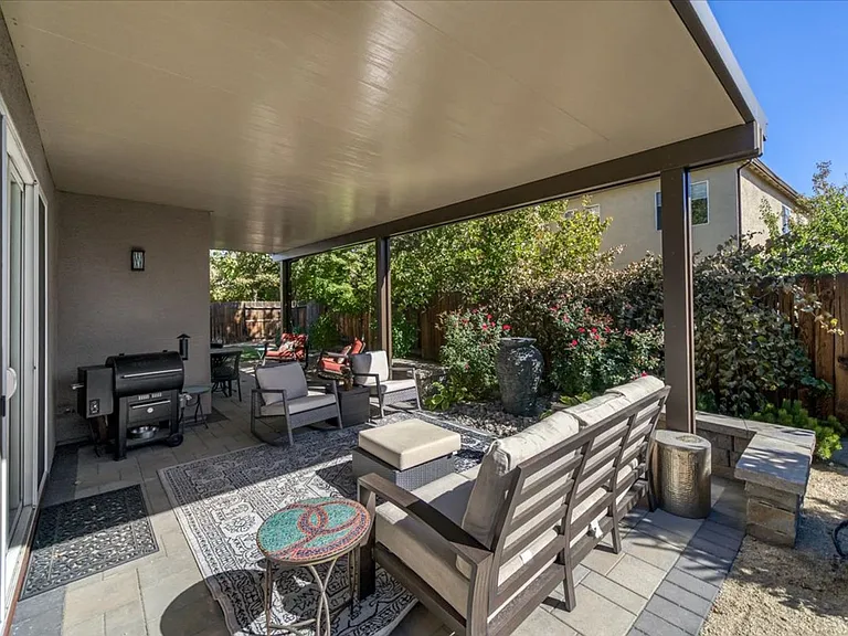 10562 Thistle Berry Ct — Photo 36