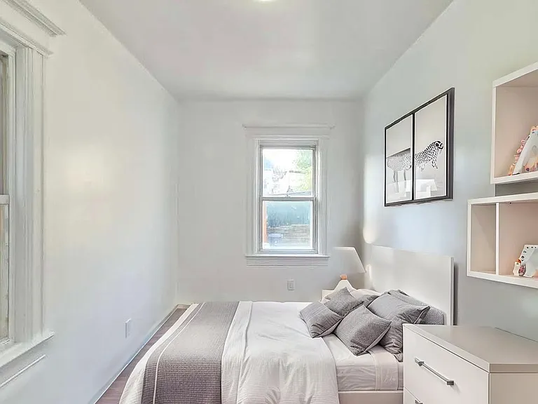 443 Home Ave #1 — Photo 6