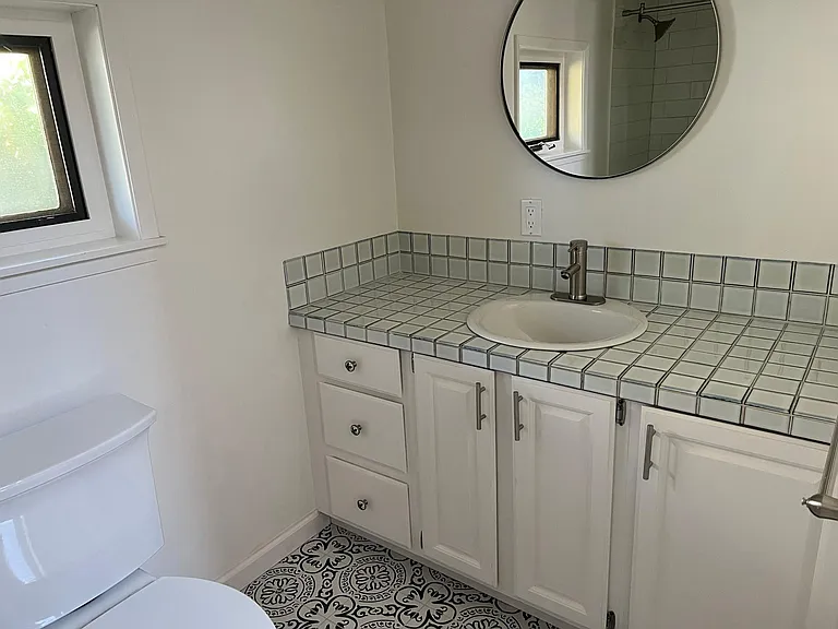 1894 Sunshine Valley Rd — Photo 19