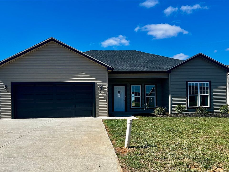 1st image of 611 Victoria Way