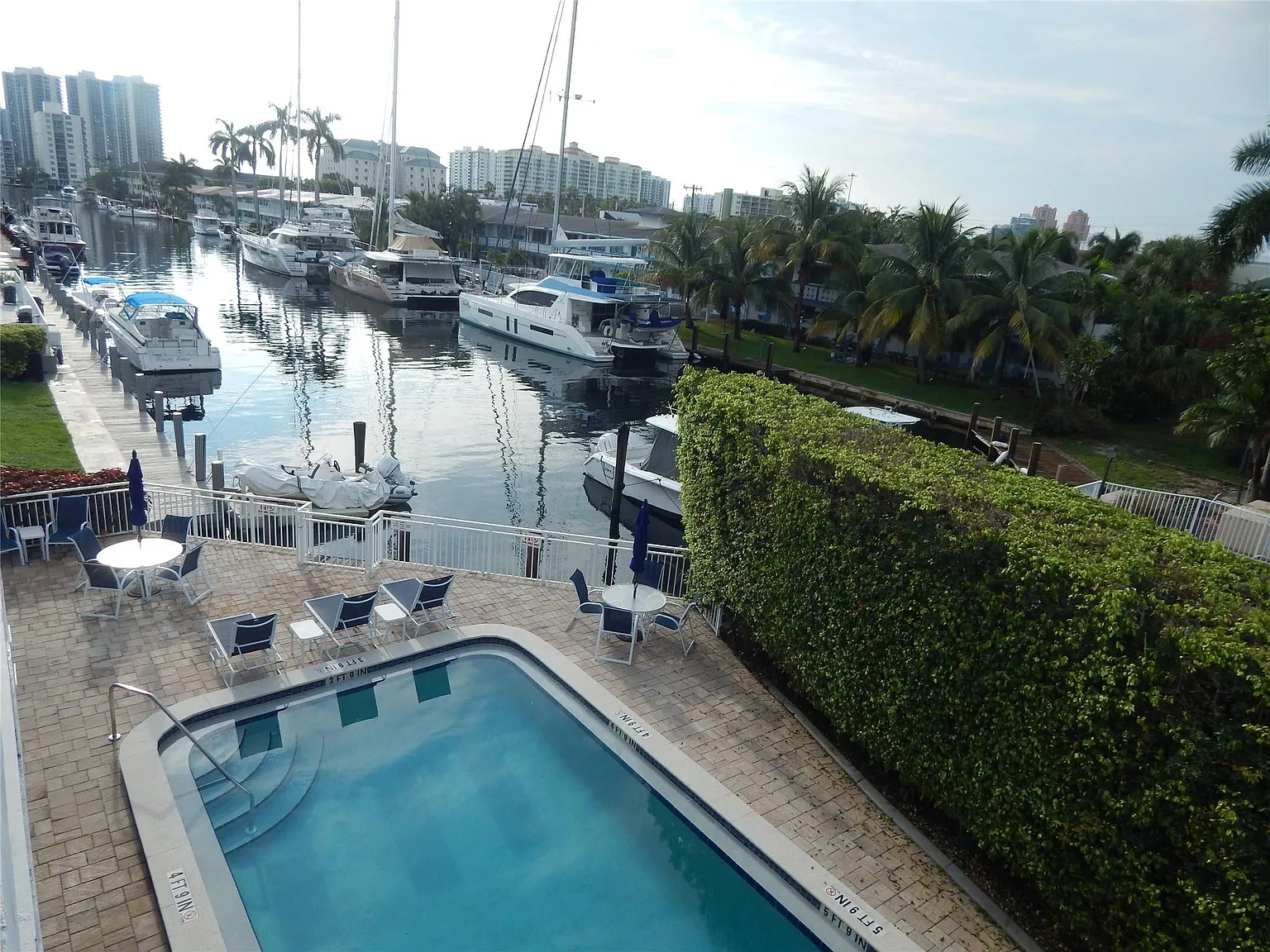 1 bed, 1.0 bath, 618 sqft, $1,800 — Photo 2