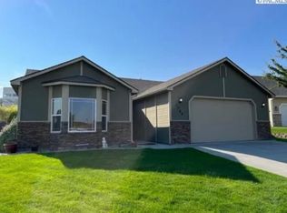 1784 Larch Ct, Richland, WA