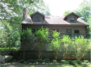 1221 Maple Valley Rd, Coventry, RI 02827