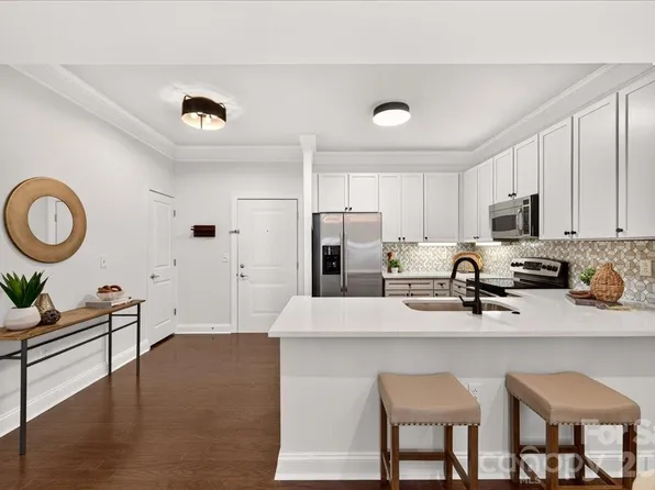 721 Governor Morrison St Unit 526, Charlotte, NC 28211