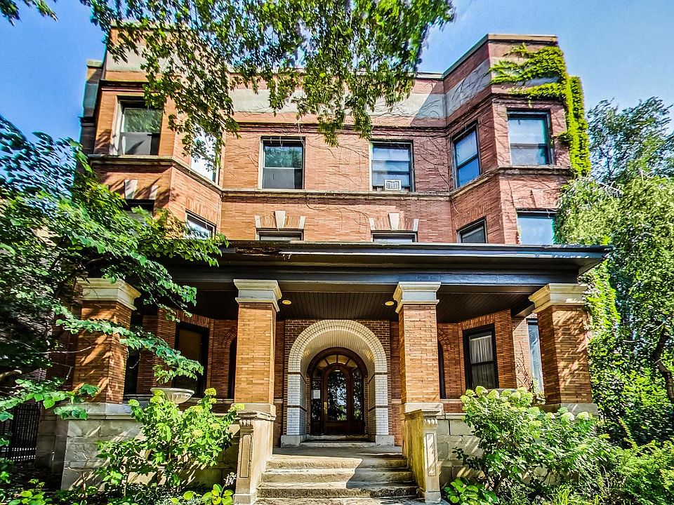 1st image of 912 W Leland Ave #2E