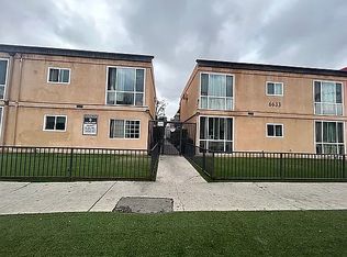 6633 Darby Ave APT 32, Reseda, CA 91335