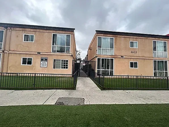 6633 Darby Ave APT 7, Reseda, CA 91335