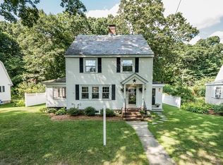 13 Carlisle St, Andover, MA 01810