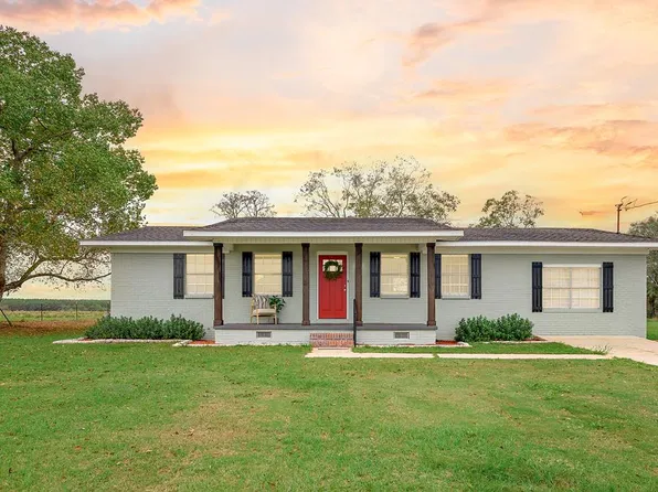 2433 County Road 625, Coffee Springs, AL 36318