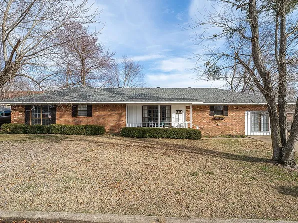 1314 Alma North St, Alma, AR 72921