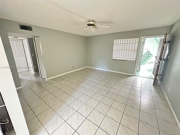 3rd image of 230 SW 1st St #G-3