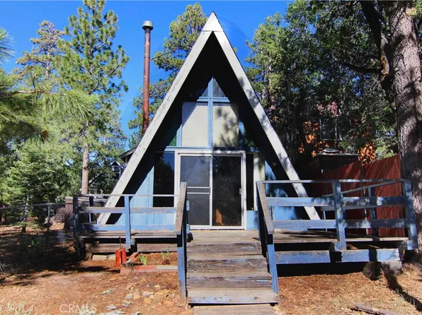 457 Orange Ave, Sugarloaf, CA 92386