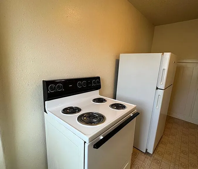 2601 N Walker Ave #9 — Photo 8