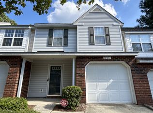 10012 University Park Ln, Charlotte, NC 28213