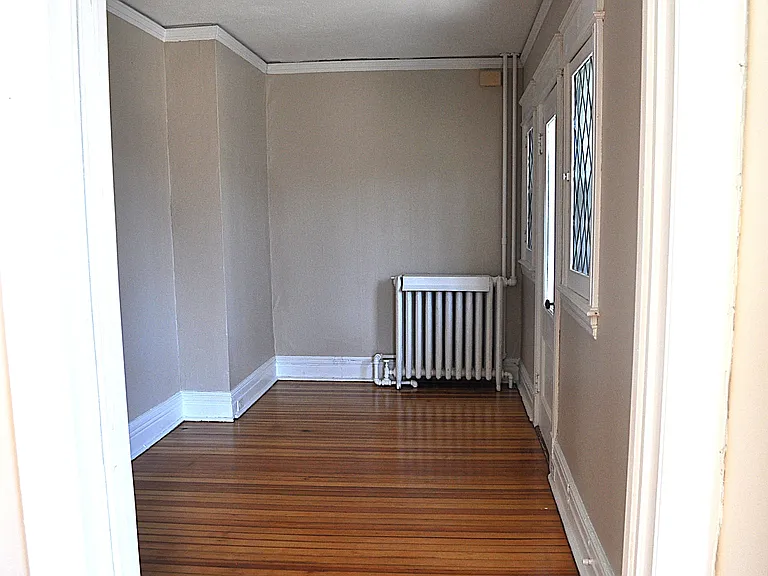 44 N Pine Ave #2F — Photo 6