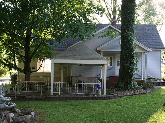 5th image of 304 N Caldwell St