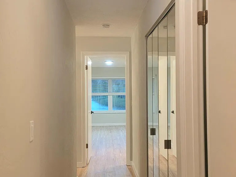 107 Deer Lake Cir — Photo 16