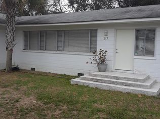 317 Palm St, Mount Pleasant, SC 29464
