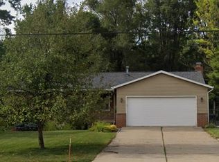 2377 E Grand Blanc Rd, Grand Blanc, MI 48439