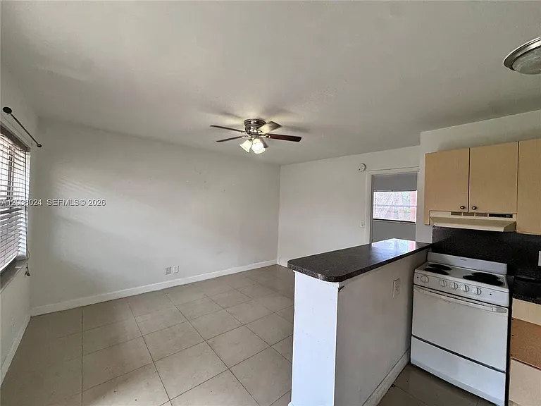 101 NE 41st St #C45 — Photo 4