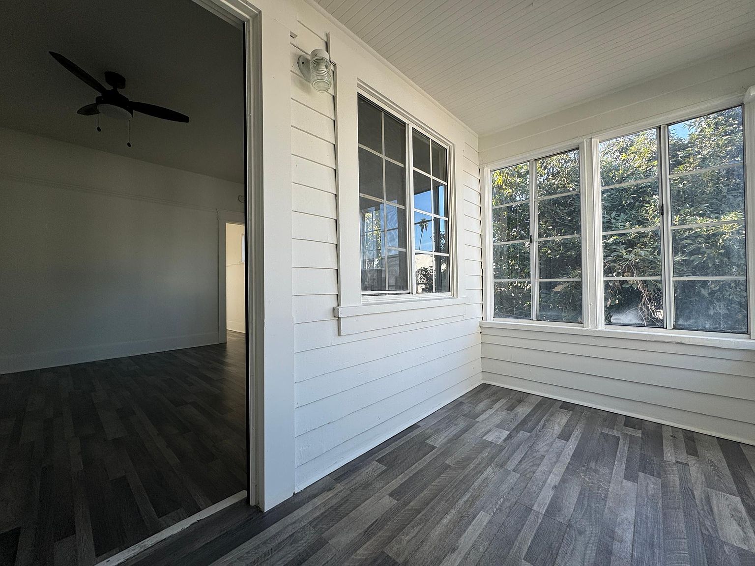 472 W 47th Pl #1/2, Los Angeles, CA 90037 | Zillow