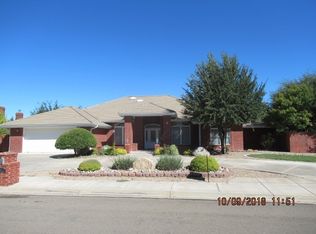 11 Granite Cir, Roswell, NM 88201