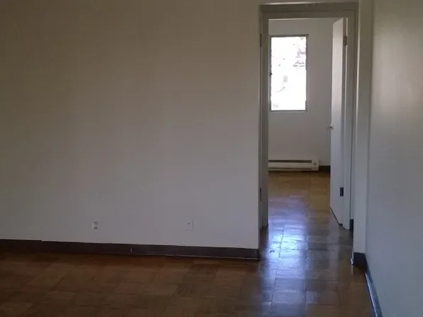 1747 S Hanford St APT 3, Seattle, WA 98144