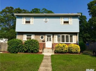 400 Catskill Ave, Copiague, NY